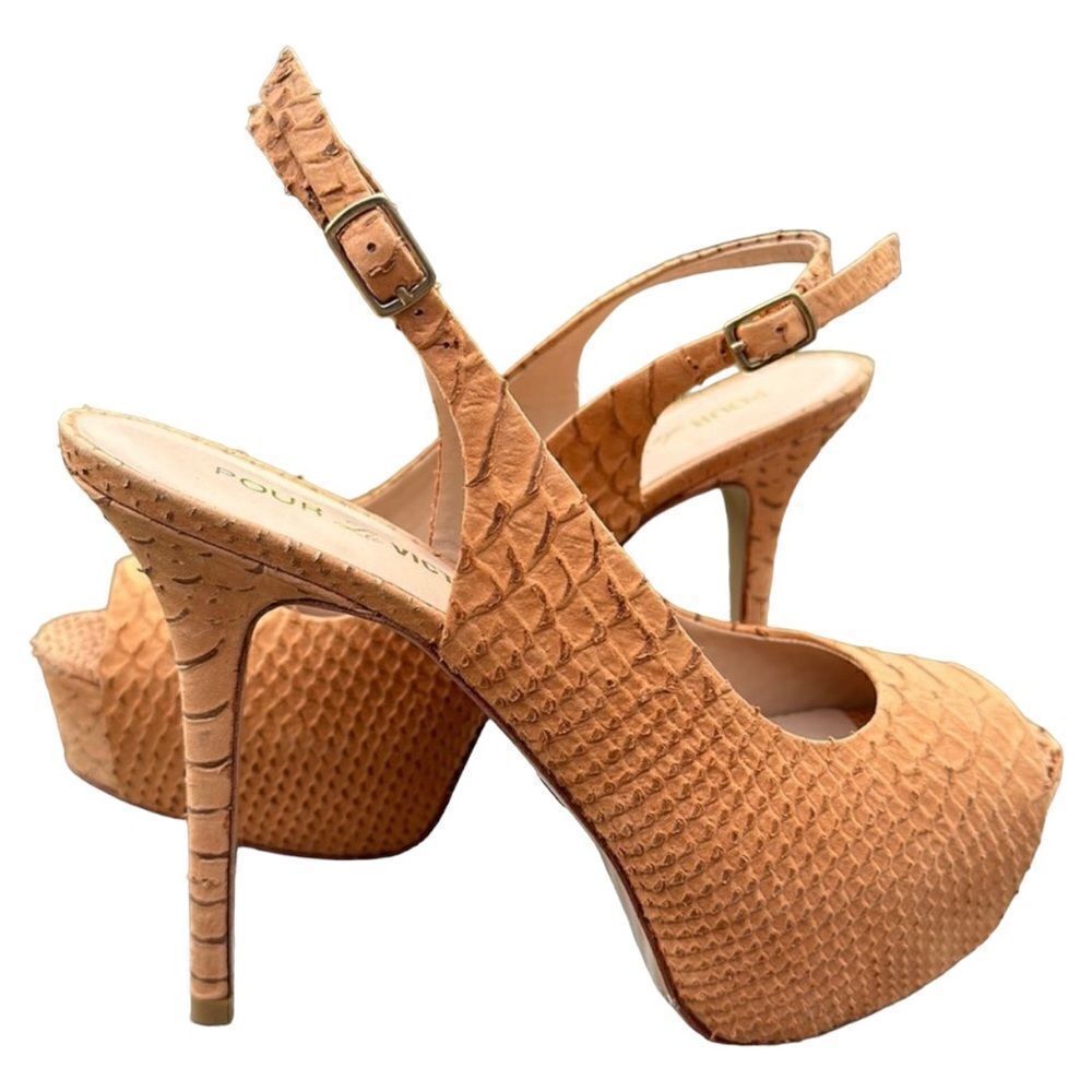 Pour La Victoire Snakeskin Leather Platform Heels – Size 8
